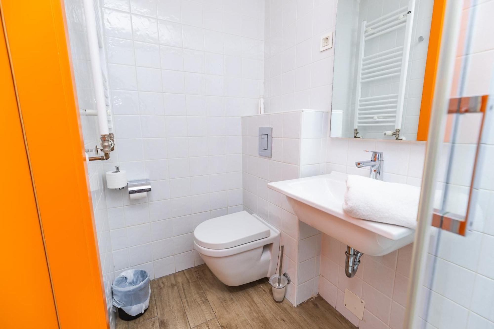 Hostel Link Ловран Екстериор снимка