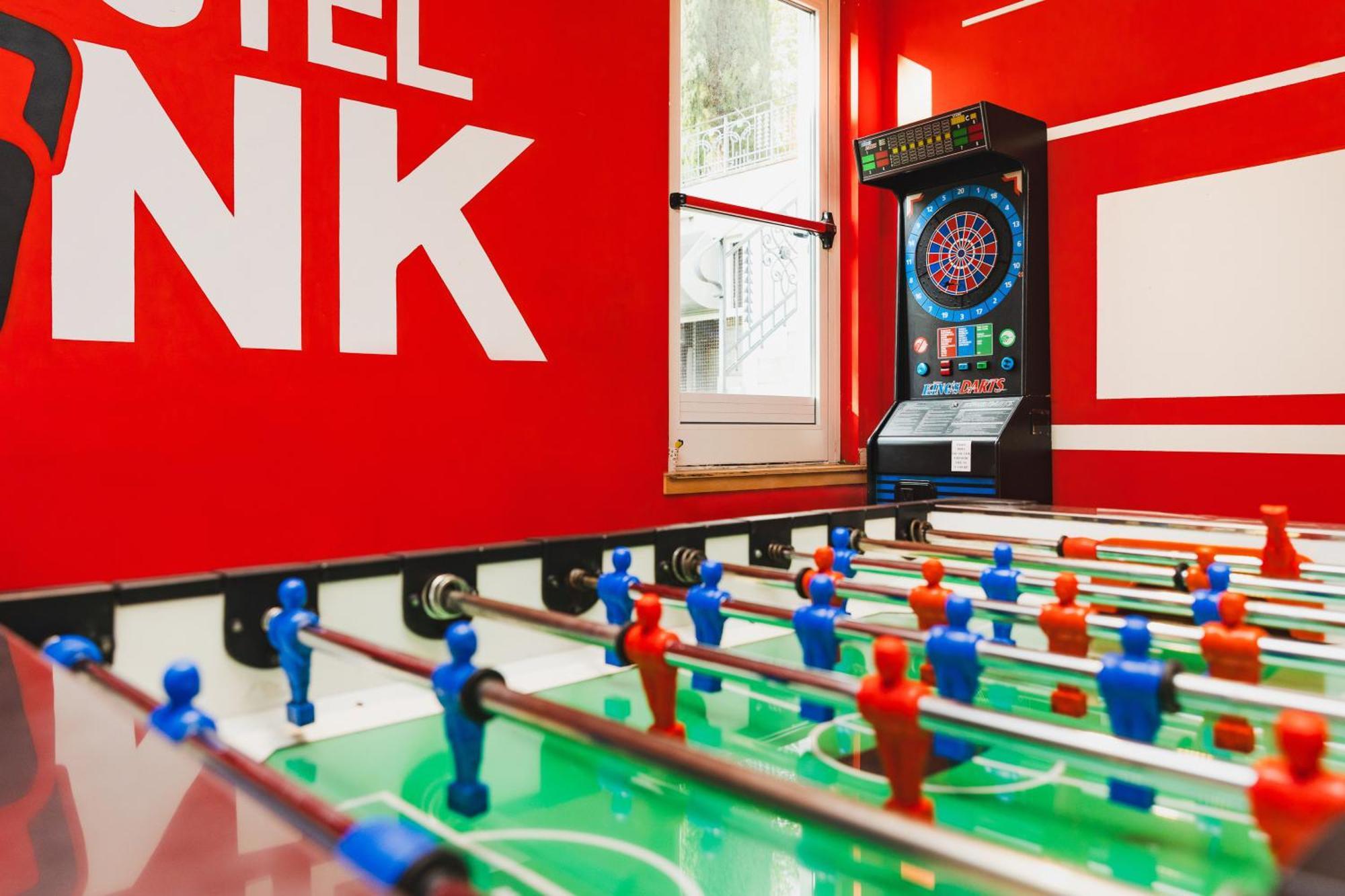 Hostel Link Ловран Екстериор снимка