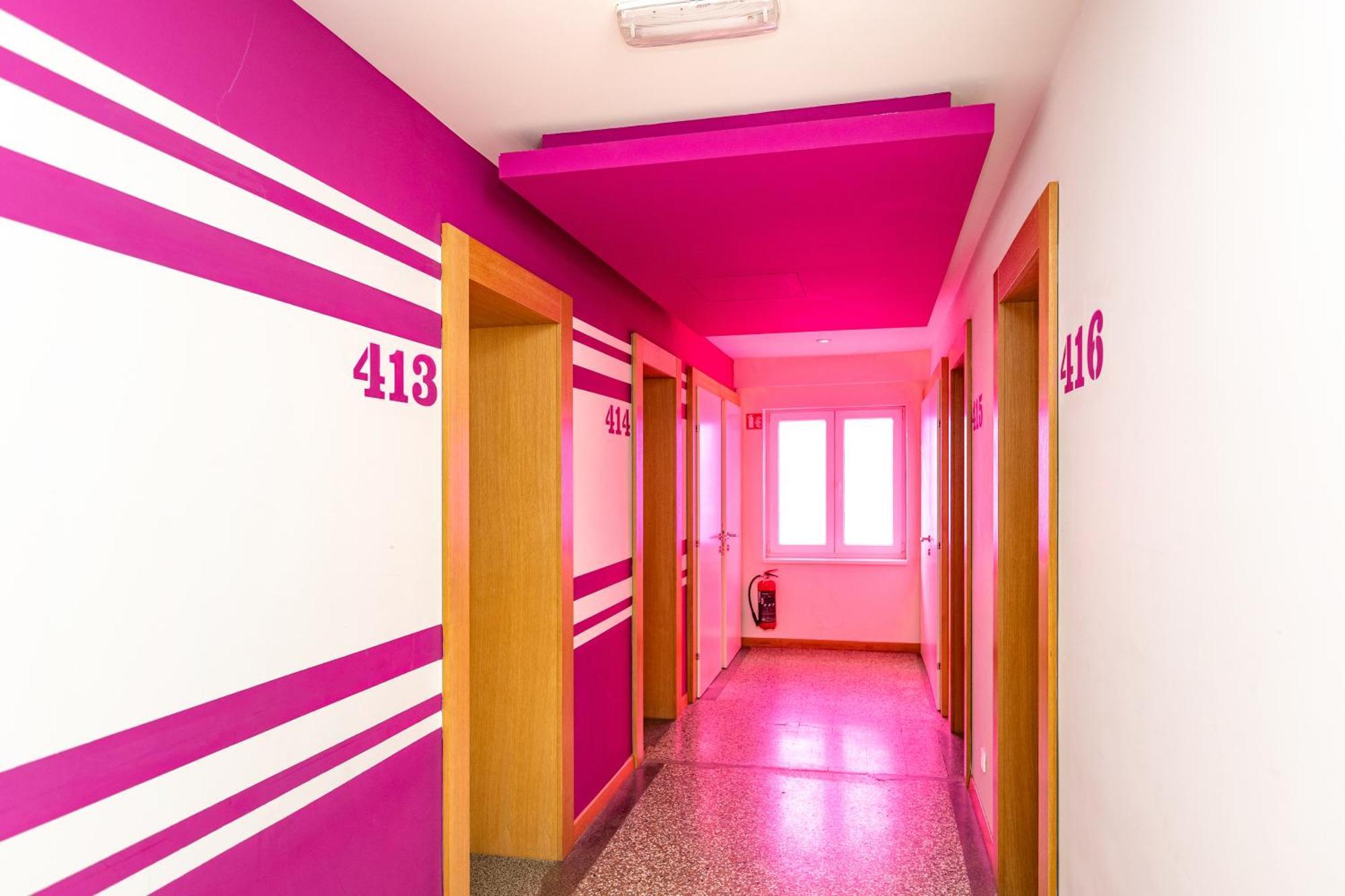 Hostel Link Ловран Екстериор снимка